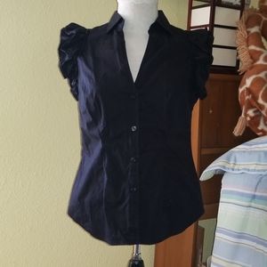 Black sleeveless shirt